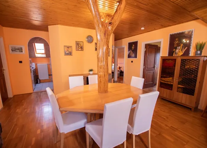 Apartment Farkas *